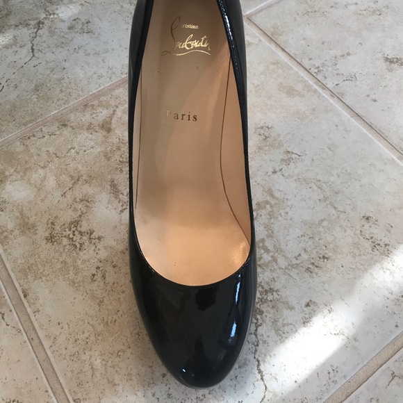 Bianca Christian Louboutin heels. - Picture 2 of 7